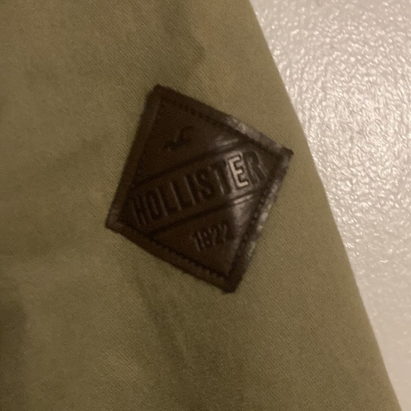 Hollister Green Jacket with Hood - Picture 3 of 4